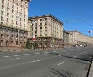В четверг в центре Киева ограничат движение транспорта