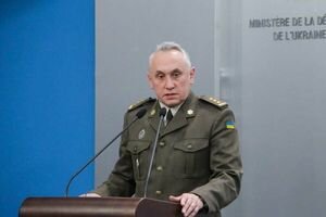 Генерал-майор Медицинских сил ВСУ Игорь Хоменко провел пятичасовую операцию раненного военного в Авдеевке