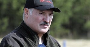 Лукашенко посоветовал белорусам, оставшимся без работы из-за COVID-19, найти новую 