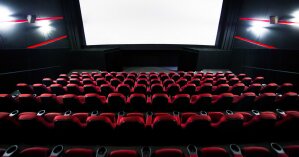 В Минкульте озвучили условия открытия кинотеатров и концертных залов