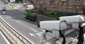 За соблюдением киевлянами ПДД начали следить десятки камер: карта и адреса