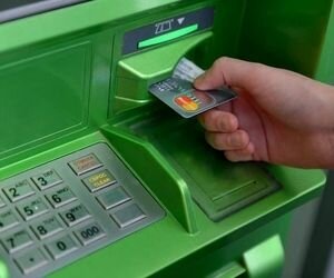 В столичном метро появятся банкоматы национализированного ПриватБанка