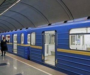Киевское метро открыло ранее закрытые из-за задымления четыре станции