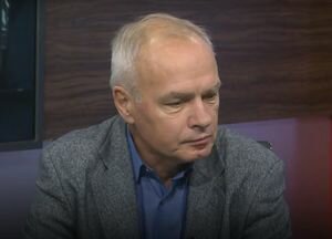 Павел Рудяков в студии телеканала NEWSONE.