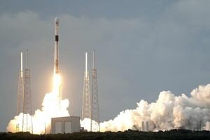 Подтверждает путешествия в космос: SpaceX в третий раз запустила Falcon 9 (видео)