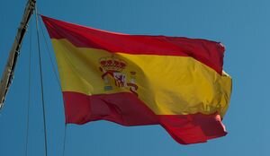 В Испании закончился режим чрезвычайного положения: страна открыла границы