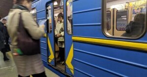 Кличко рассказал, на каких станциях метро в часы пик будет ограничен вход