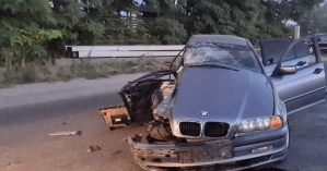 Под Киевом при столкновении BMW и SKODA один человек погиб, еще четверо оказались в больнице: видео аварии