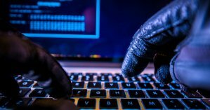 Хакеры атаковали сайты полиции и горсоветов: в сети появилось множество фейков