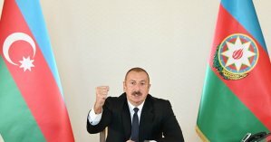Алиев предложил Франции переименовать и передать Марсель армянам в ответ на принятие резолюции о независимости Карабаха