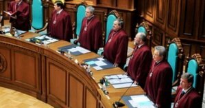 Антикоррупционные органы принялись мстить Конституционному суду за Сытника