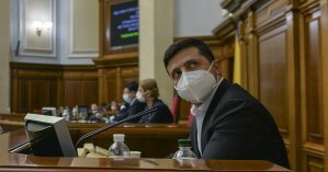 Зеленский выступит перед депутатами с посланием о ситуации в стране