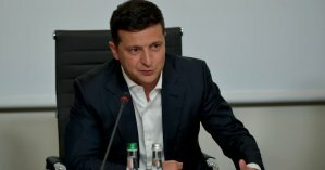 Зеленский заявил, что Украина будет и дальше брать кредиты у МВФ 