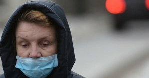 Кабмин собрался штрафовать украинцев за неправильное ношение масок и уже подал законопроект в Раду