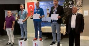 Украинец завоевал победу на чемпионате мира по шашкам