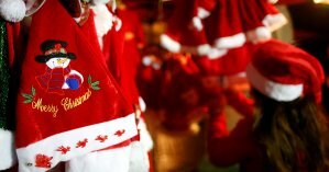 Министр Бельгии разрешил Санта- Клаусу нарушить карантин, чтобы он успел раздать детям подарки
